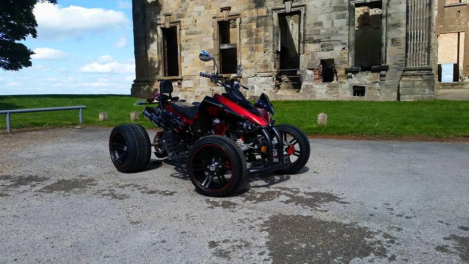 AtvWarehouse's tweet image. BRAND NEW COLOUR JUST IN ''CHILLI RED'', 
MOVE FAST ONLY 3 LEFT IN STOCK!
07514566313

#QUAD #ROADLEGAL #SUMMER #TOY