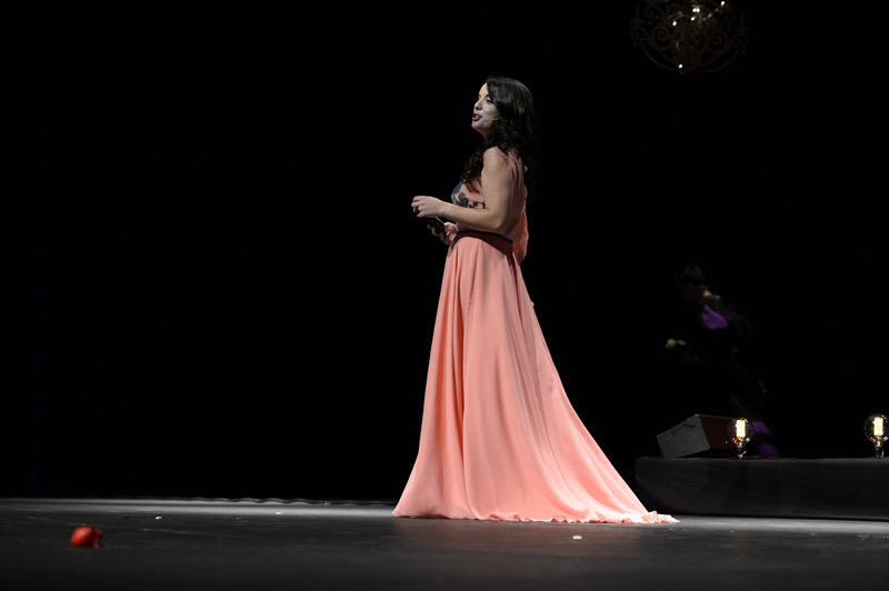 Un vestido de cuento para una noche mágica con <a href="/rebecaMherrera/">Rebeca Martínez Herrera</a>: bit.ly/1B9pFXk <a href="/laverdad_es/">laverdad_es</a> <a href="/CayetanaFerrer/">Cayetana Ferrer</a>