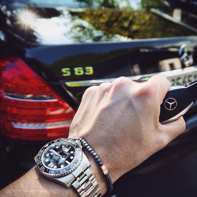 gmtfanatic's tweet photo. @MercedesBenz S63 ///AMG x Rolex GMT Master-II x @MittyAndCo Bracelet | @Watchseeker @wristporn | http://t.co/wEXuDISUtm