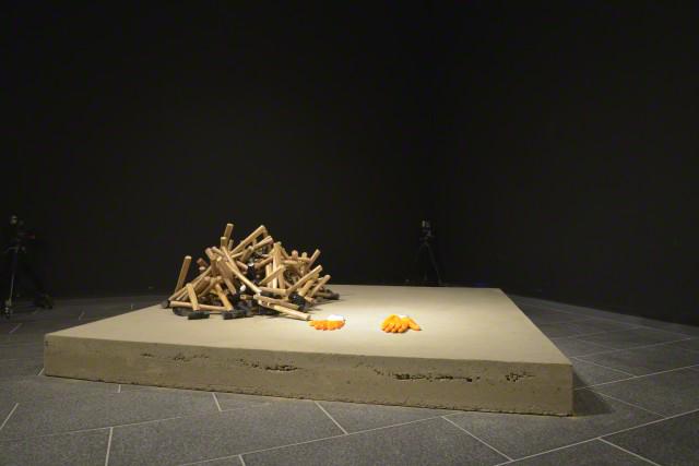 eseacontemp's tweet photo. Some great pics of the #DeathlessLove performance by #LiBinyuan courtesy of Jonathan D Nicholson and Associated Press http://t.co/NyWMuIbRaF