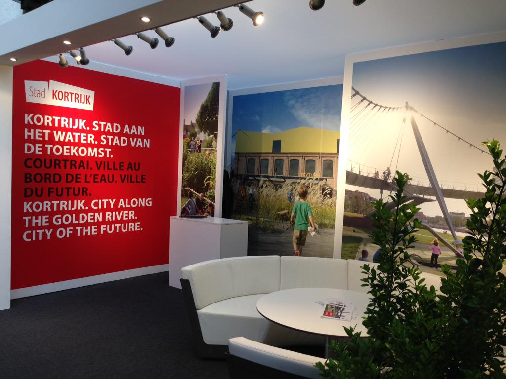 PascaleDenys's tweet photo. #realty2015 #kortrijk #8500kortrijk #leiedal We beginnen er straks aan : 3 dagen Kortrijk promoten op Realty ! http://t.co/zIk6AHt9TQ