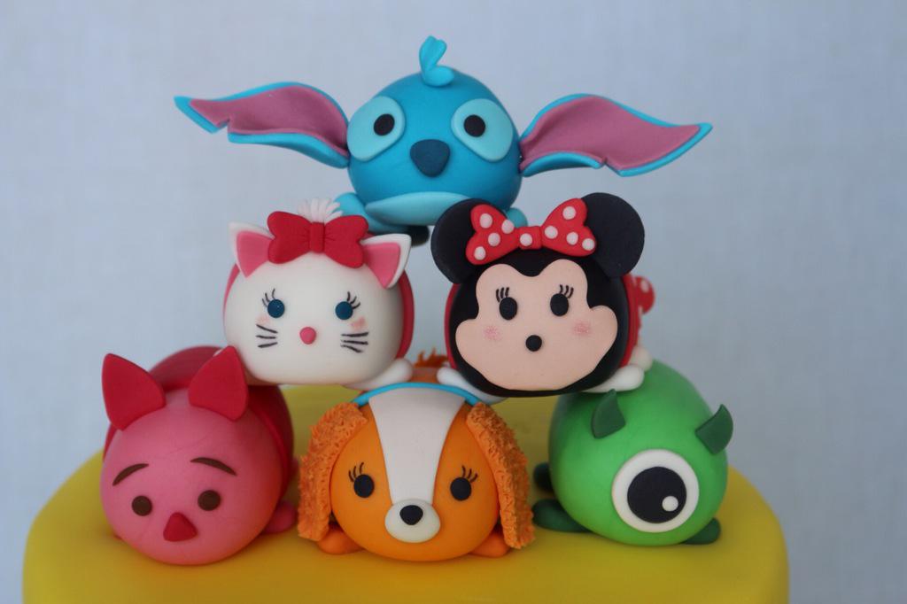 AmbersPopCakes's tweet photo. #tsumtsumcake for a #tsumtsums mad birthday girl! http://t.co/jhFK2z8Mak