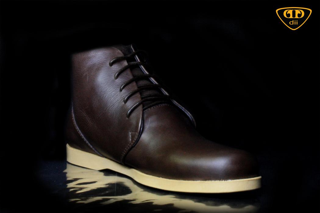 Shoes CoCo
Material : Kulit Sapi Jenis Pull Up
Ready :39-43
Harga :425rb
Sms/WA : 085647613334
Cc <a href="/Subiakto/">Subiakto</a>