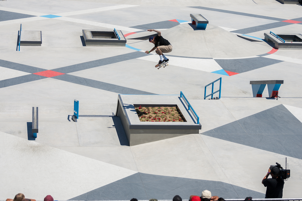 StreetLeague's tweet photo. The Pro Open took place on the new permanent @skateagorabdn plaza, made by @lateralthinkng , @nikesb &amp; @CAsk8parks http://t.co/ZJ2WucugUx