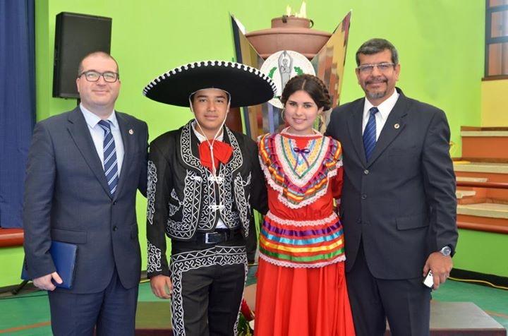 esanchezcartago's tweet photo. Recuerdo personal de la inauguración del #intersek2015 http://t.co/dUexK4xk6Q