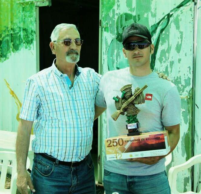 adrian_berge's tweet photo. Last sunday, Provincial Champion #CompakSporting #shooting #caesarguerini @CaesarGuerini @REsunglasses http://t.co/ngtHMgGs8x
