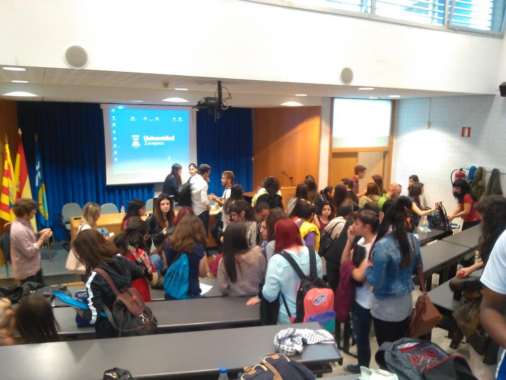 eccolaborativa's tweet photo. Se acabo la Jornada Colaborativa, mil gracias a todos los asistentes y esperamos que os unáis al mundo colaborativo. http://t.co/qCuWkWUk71
