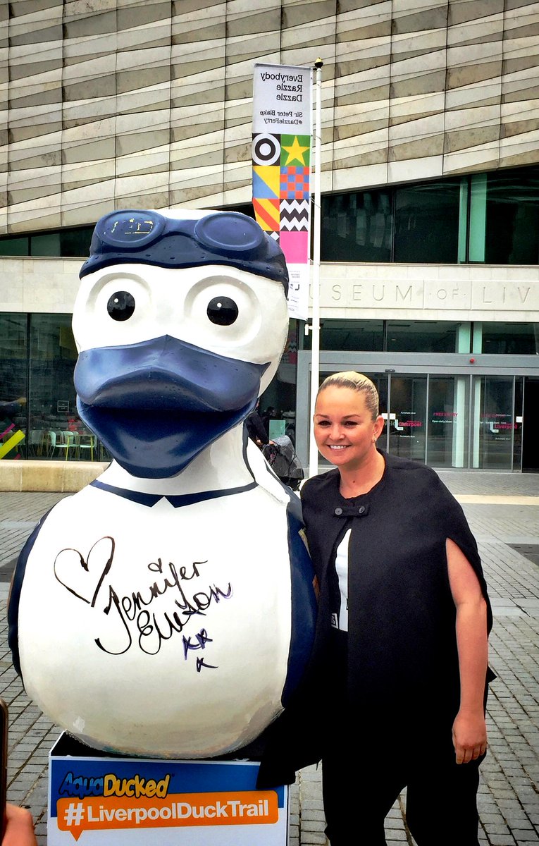 MuseumLiverpool's tweet photo. Great to see @jelliofficial signing the @aquaducked outside the Museum earlier, then dropping in for a look around! http://t.co/7UnzP5i6Fa