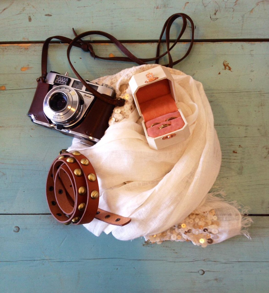 Sisters&Ro tweet media