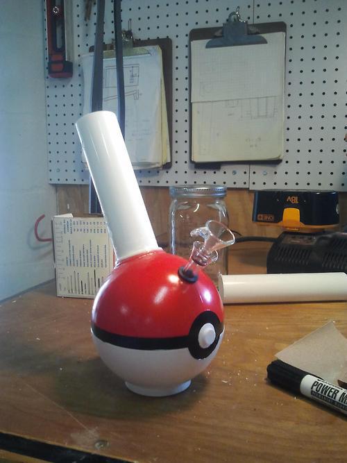 TrapMasterMixes's tweet image. RT This shit takes me back...the pokeball bongs cool too! #weed #trap Follow@TrapMasterMixes for the best liquid trap