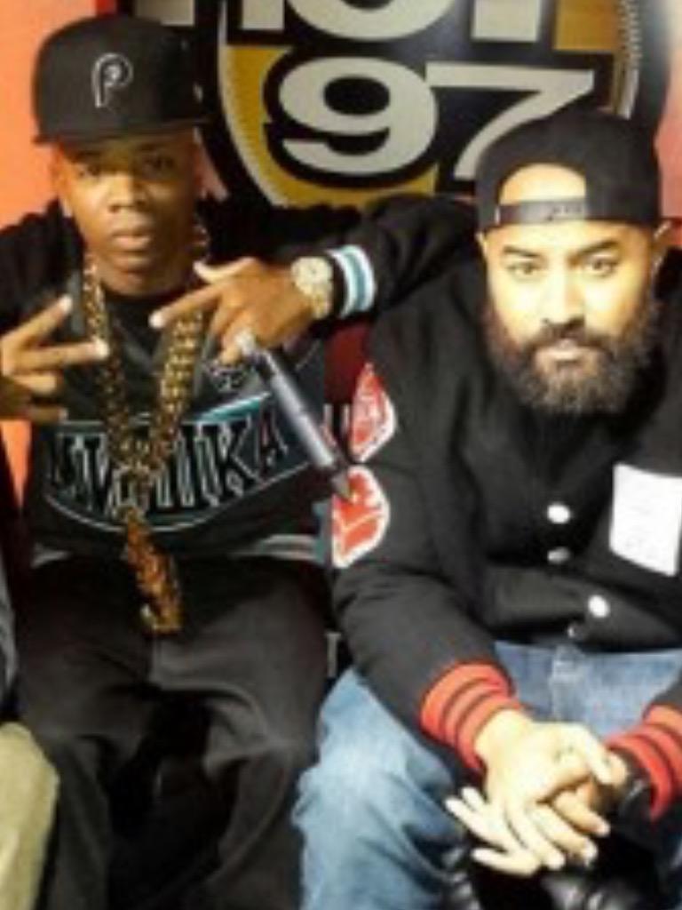 xtra072 tweet picture
