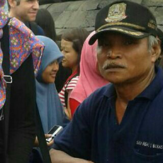 UNITY_33's tweet photo. innalillahiwainailaihiradziun
telah berpulang kerahmatullah mang edi.smga amal ibadah d trima di sisinya
#pgriberduka http://t.co/49WuALZqNX
