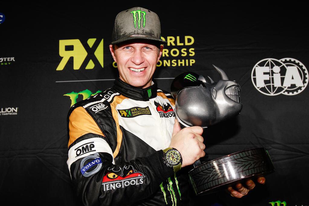 provencewraps's tweet photo. Rebellion #WraithDrive @FIAWorldRX owners club ! @JohanKMS88 @Petter_Solberg @Heikkinen57 @RebellionTime http://t.co/S8RuvC8kRb