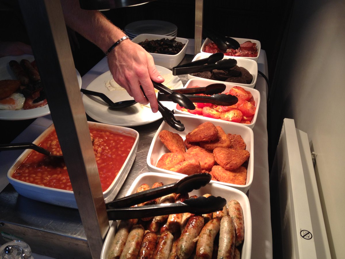 OakwellEvents's tweet image. We couldn't forget the delicious Full English @Ray53bfc - so here is a photograph especially for you! #4NBarnsley