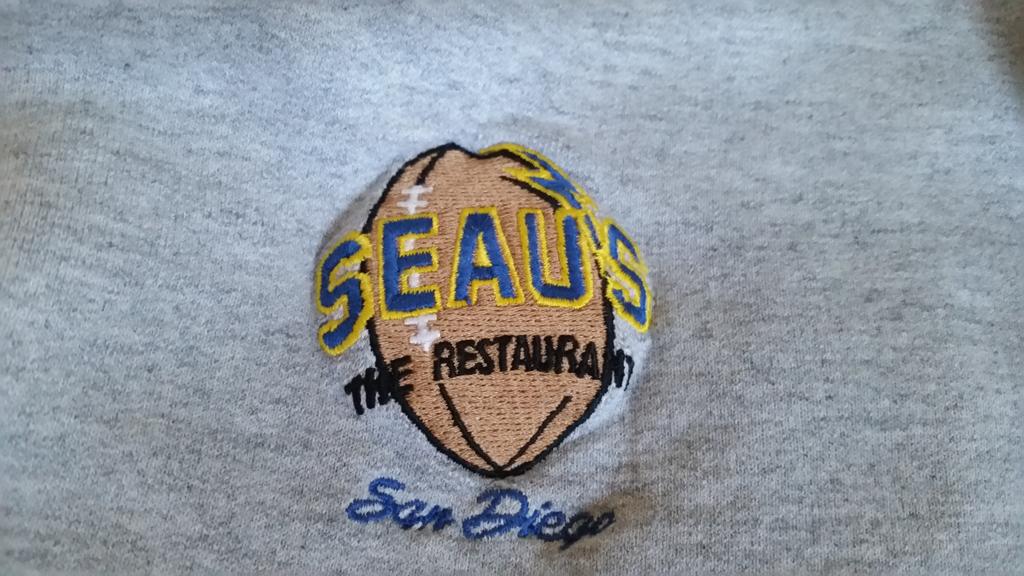 CeciliaMPadilla's tweet photo. @hula4me - untimely cold weather iut here in NM has me still wearing my FAV sweatshirt.  @Chargers #554ever http://t.co/WAeOWbnjD7