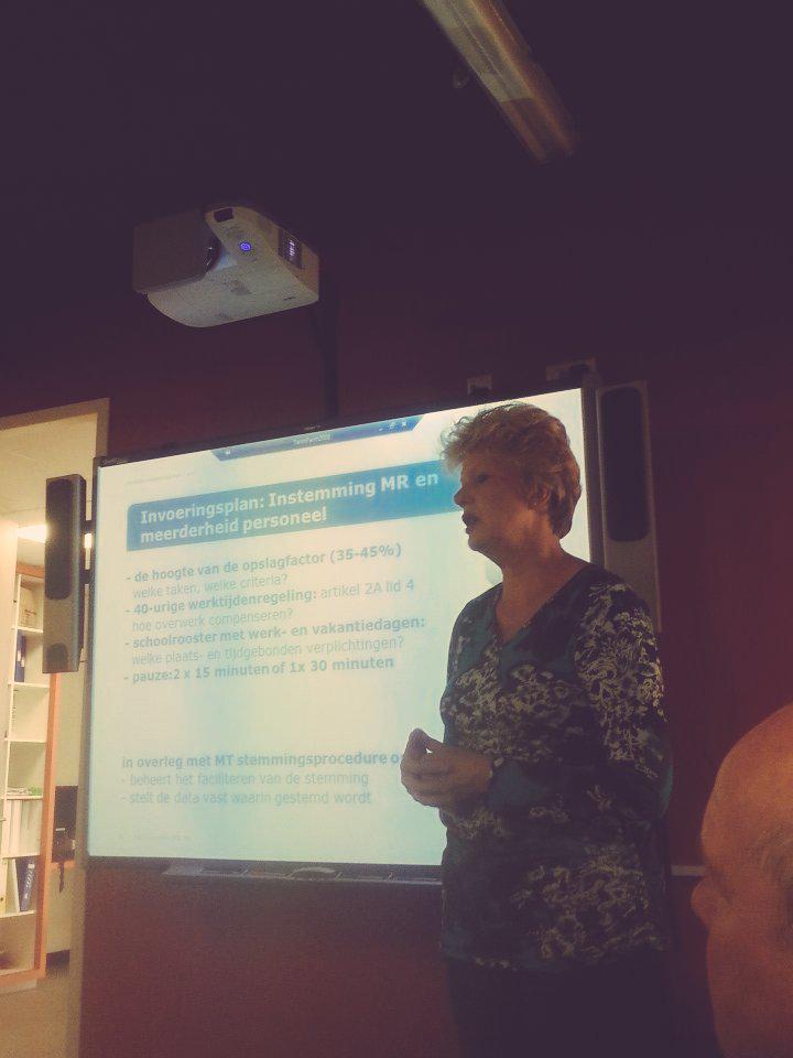MRBriantCollege's tweet photo. MR-platform @DeZiep met @DosGmr en alle MR-en #taakbeleid #CAOPO http://t.co/DYNckg6mOw