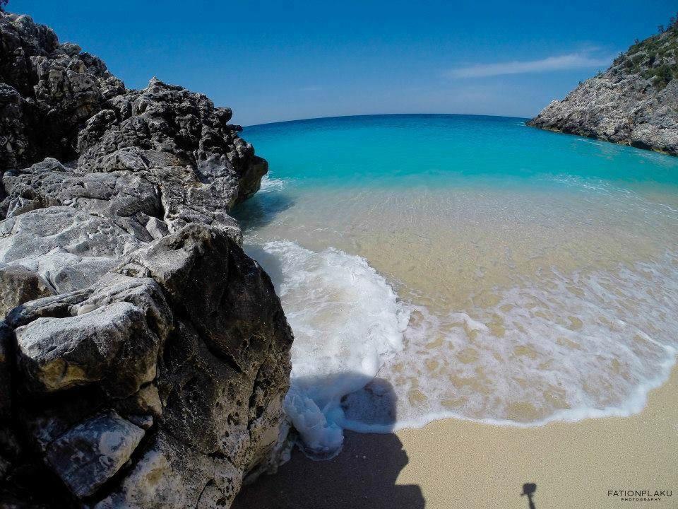 AlbaniaPics's tweet photo. Beach game on point -- Vlorë http://t.co/QDbyfgPfJn