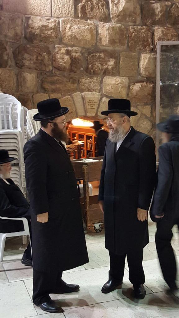 Slim48's tweet photo. At the Kosel with Harav Shlomo Bochner from #Bonei Olam! http://t.co/47FJGh9mZD