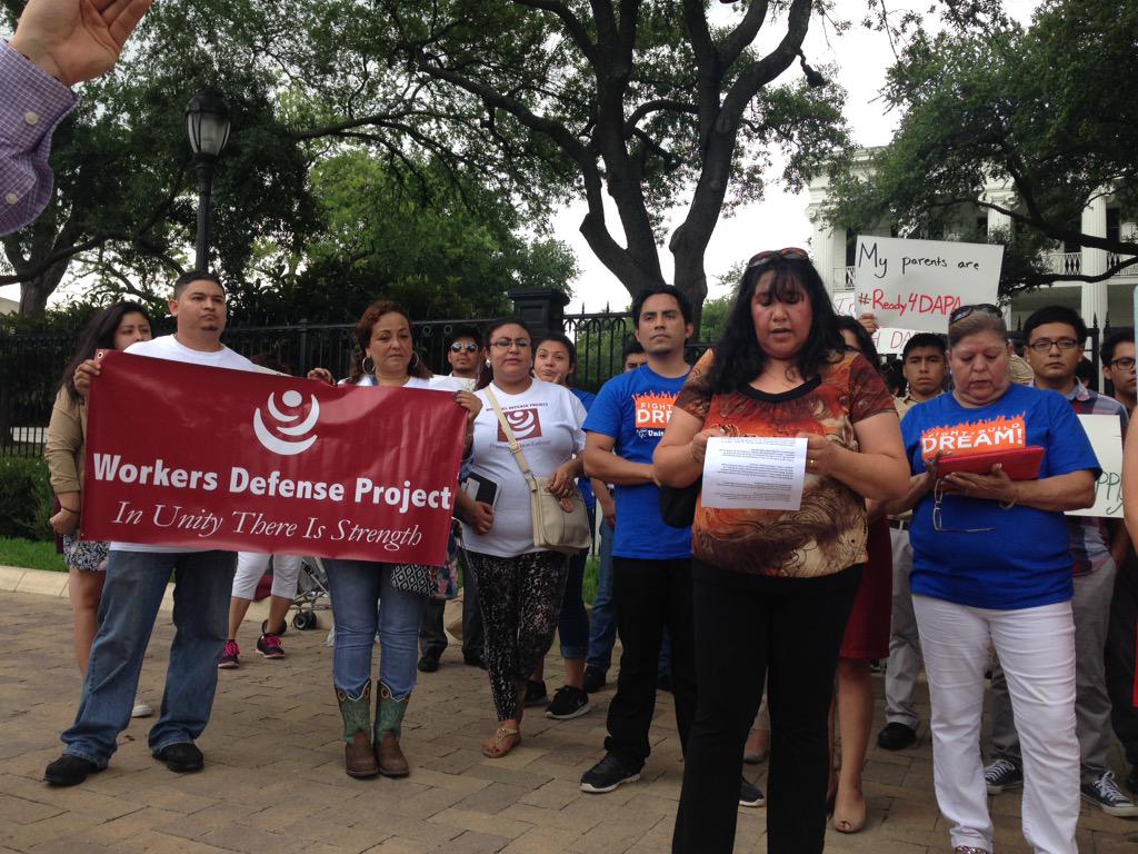 A mother that would benefit from DAPA speaks about how her son's life changed when he received DACA @keyetv @Twydia