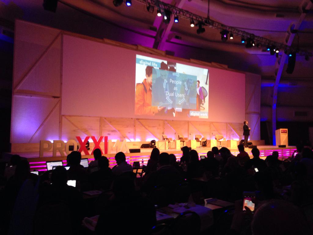 FMaltaMKTexp's tweet photo. Para iniciar a tarde do último dia de #ProXXIma2015 palestra Human Insights http://t.co/jNMHMqhhiT
