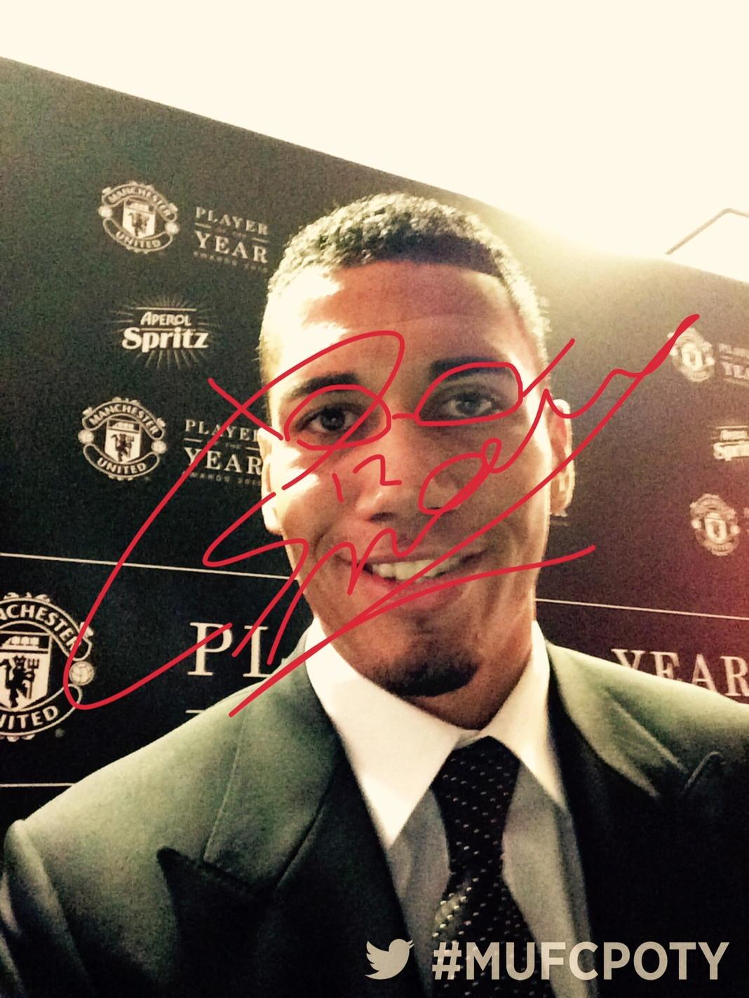Manchester United On Twitter Nice Glasses Chris mufcpoty Http manchester-united-on-twitter-nice-glasses-chris-mufcpoty-http