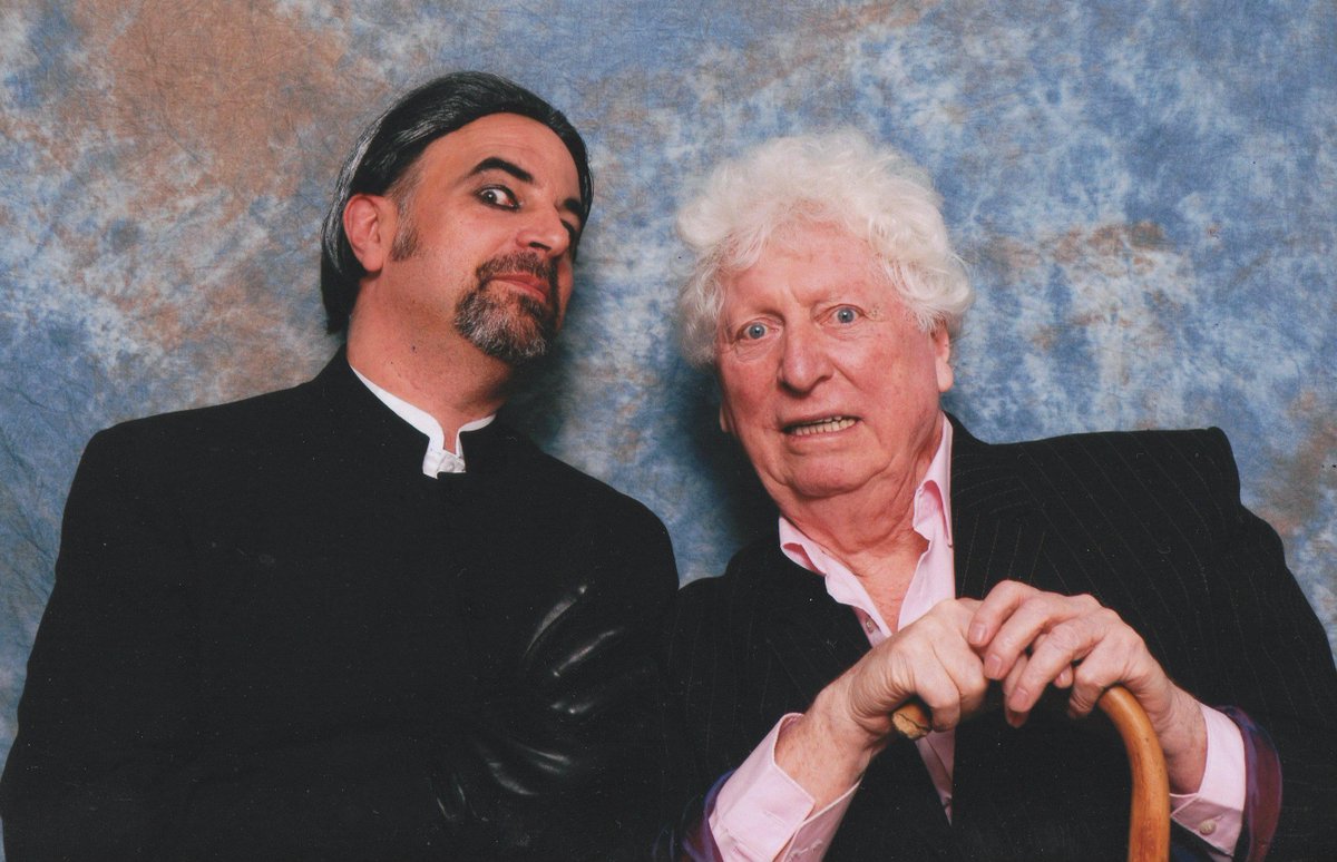 bogpuss01's tweet photo. The Master Vs 4th Doctor Tom Baker http://t.co/GxuIBGmIRg