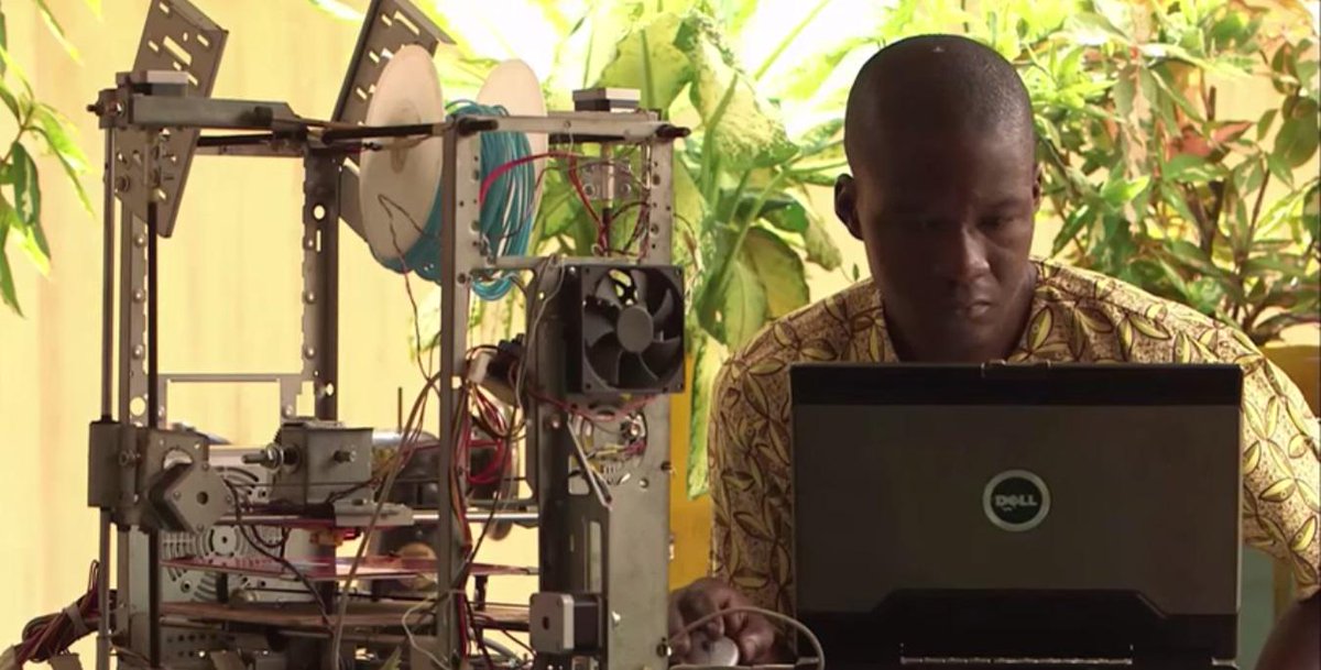 FUTUREMAGfr's tweet image. #FabLab : place à la débrouillardise au #Woelab au #Togo ! bit.ly/1L67IOS #DIY