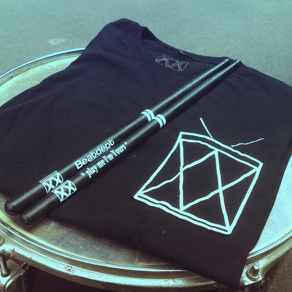 BEATDEPT_'s tweet photo. 'Drum Pattern Pocket Tee' with 'Play Me, I'm Yours' drumstick now available. Whatsapp to 081219230869 for more info http://t.co/P2p1GzCwRd