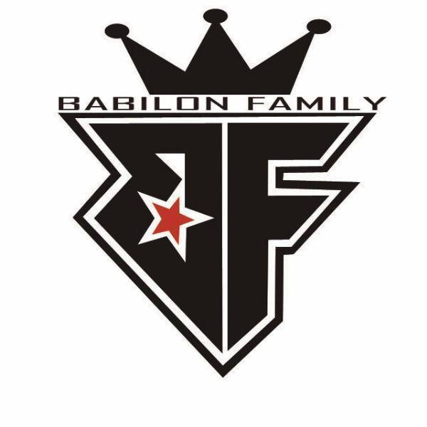 RapSerioBabilon's tweet photo. #BabilonFamily  

https://t.co/6H7UpESQo9 http://t.co/RXUN7JWZR3