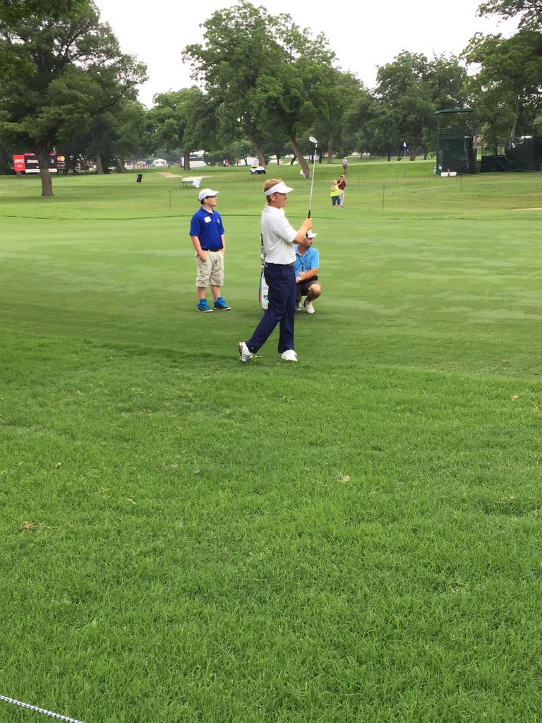 FirstTeeFW's tweet photo. Spent the morning with @markwilsongolf and @BillyHurley3! Sending big thanks to @fcagolf! #TFTFW #Gamedayproductions http://t.co/Qa9nK3bjQX