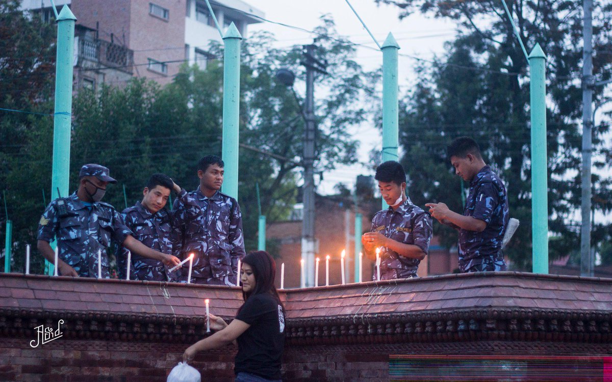hhinnepal's tweet photo. We've come together as one and let this light inspire millions. Tnx to the heroes of Nepal @GenKatawal @amritnepathya http://t.co/nOK5zSBIRC