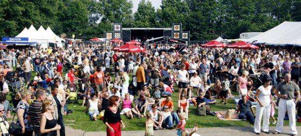 MirjamvanEsch's tweet photo. Bureau Fier hoofdsponsor http://t.co/w9K9iqaDfd #1Anderfestival @1ander #Schijndel (#beroepskeuze #studiekeuze) http://t.co/gqqr2JJQrS
