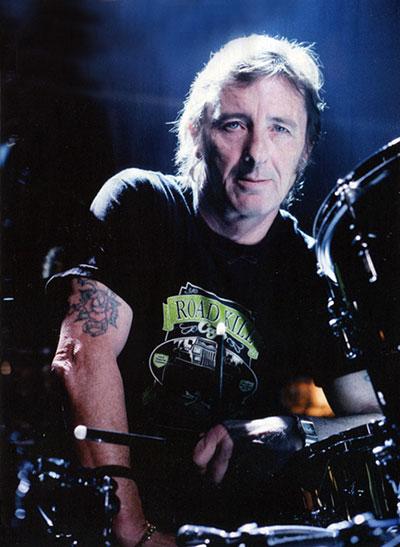 Happy Birthday Phil Rudd Baterista de AC/DC 