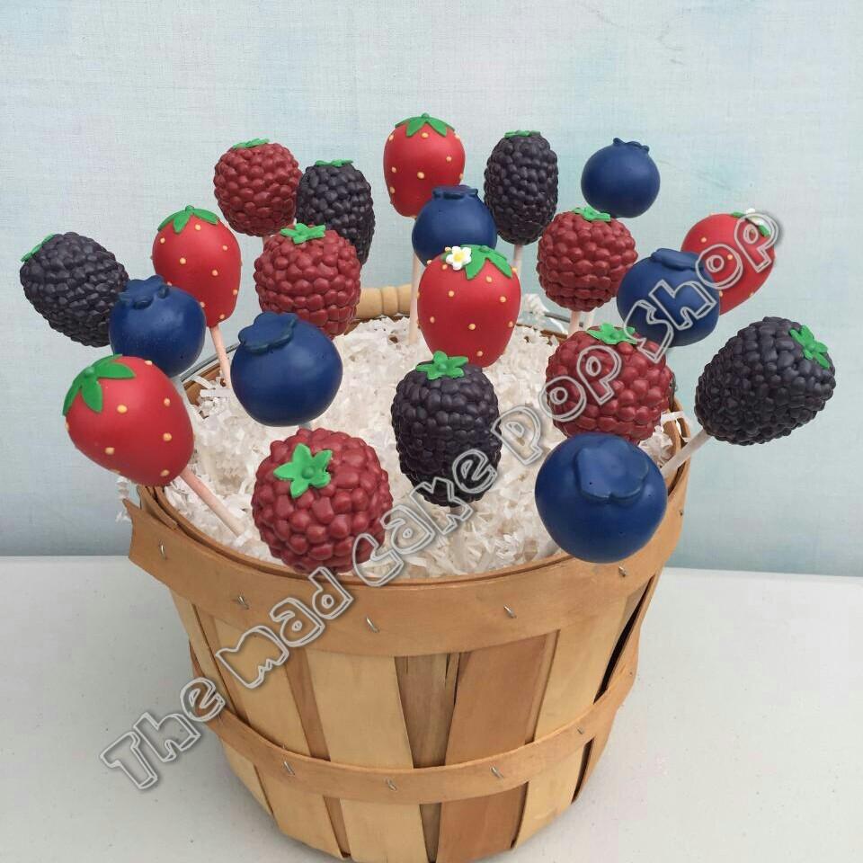 madcakepopshop's tweet photo. #strawberrycakepops #raspberrycakepop #blueberrycakepop #blackberrycakepop #cakepops #madcakepopshop http://t.co/jpWi0wvMGv