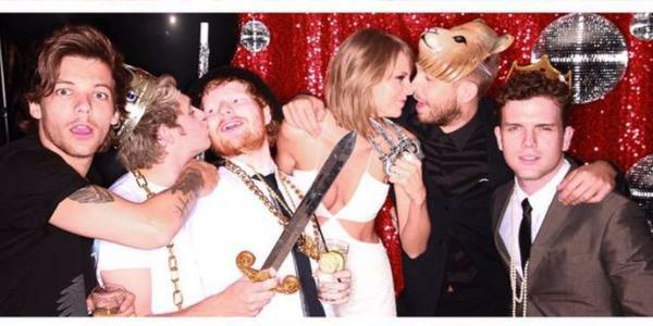 dropeverythingx's tweet photo. obviously the best part of this picture is the PDA by ed and niall... http://t.co/0q4nadkpXp