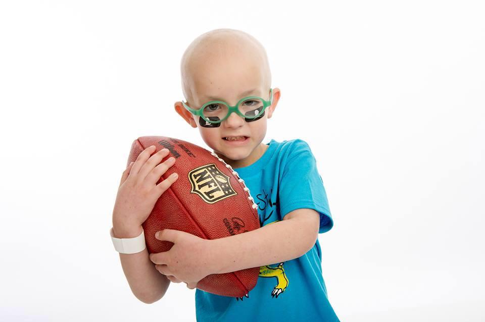 ReggieBush's tweet photo. Team up with me &amp; @StJude on @GenerosiTrend! Let's #fight to end childhood cancer http://t.co/WzTbMAKbdd http://t.co/YZ2lD4ykBp