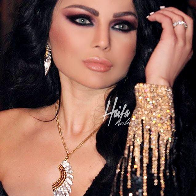 Haifaholics's tweet photo. Pic Edited By #haifaholics 👍💕😊

@HaifaWehbe  #Diva http://t.co/KQbb0kTEKl