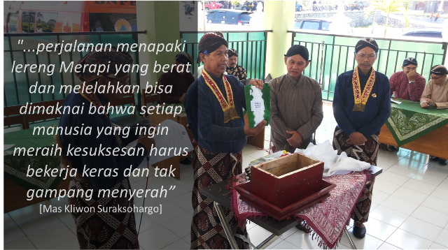 tribunjogja's tweet photo. #Inspirasi_Malam | Sudah seharusnya, manusia hidup harmonis dengan alam: http://t.co/JR8Q7SUtiD #LabuhanMerapi | http://t.co/HZ7FPlqwu8