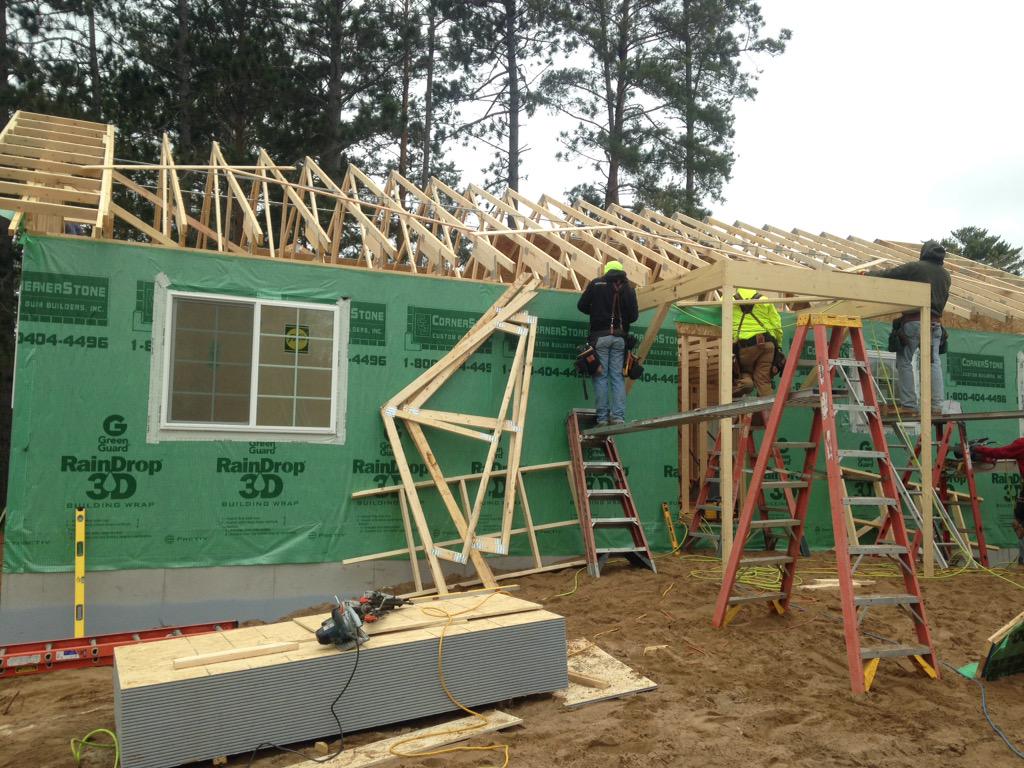 coxypines12's tweet photo. School to work, finished the trusses today! http://t.co/8NLj1g2roZ