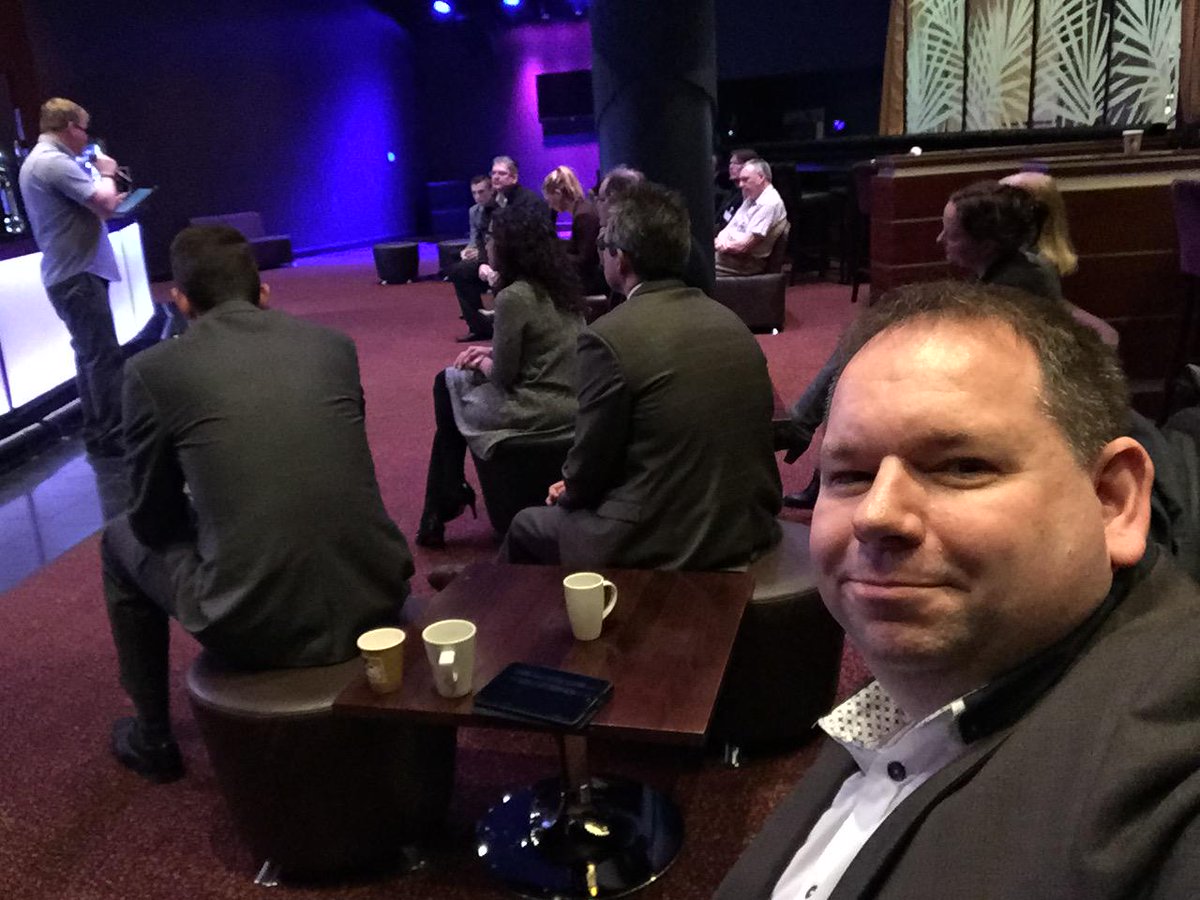 Konnect2Craig's tweet photo. Trying to remain positive as @mark_beasley delivers #BeasleysTopTips for positive mindset #Usedtobe7Now11 #MilkingIt http://t.co/UEmxiZe2uv