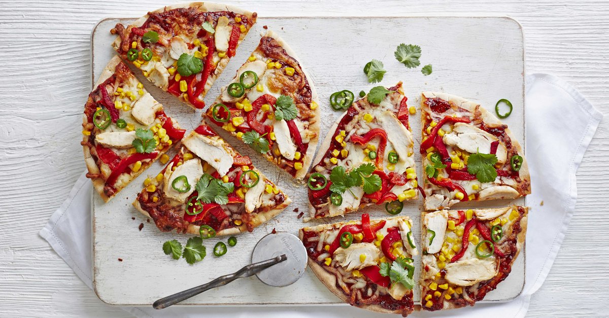 Grab a slice of this speedy, smoky chipotle chicken pizza: bbcgoodfood.com/recipes/smokin…