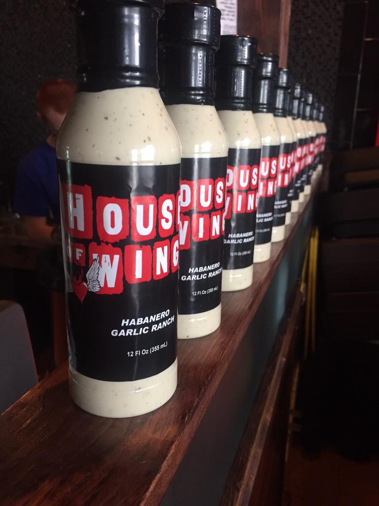 Ahmadfoody's tweet photo. For sale only $5 #WhatsTheChatter @ChattersLife #wingwisdom #FoodPorn #FoodRevolutionDay #foodie #Salad #SaucedUp http://t.co/dHbkVSsJe8