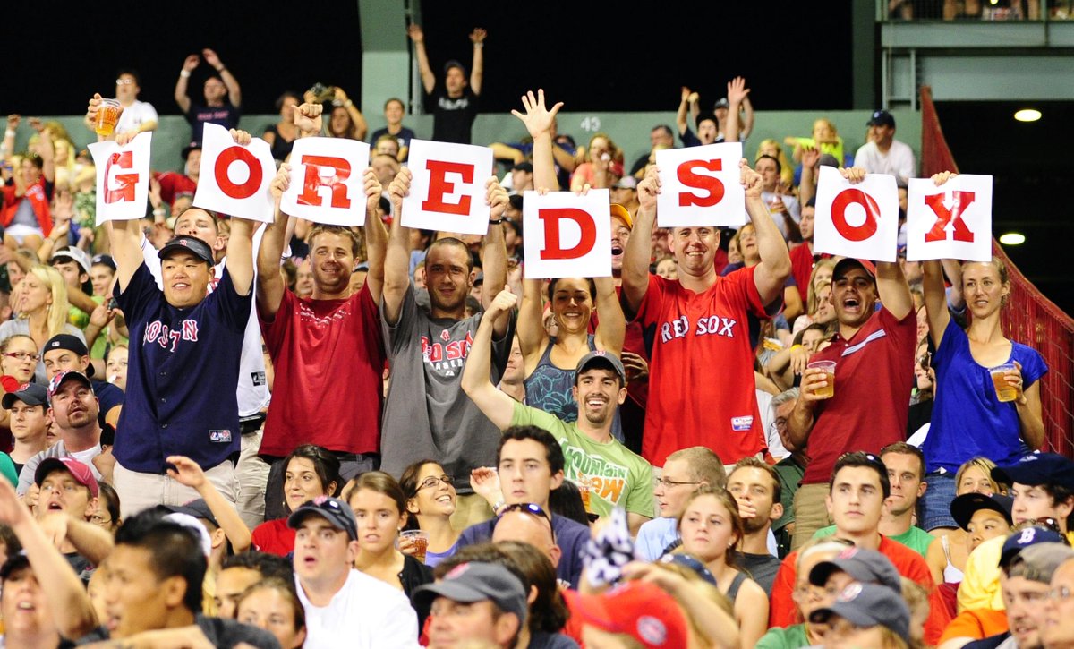 RedSox's tweet photo. Check out some upcoming special event #RedSox games: http://t.co/NaNPtDILjf. Photo Night, Golf Night and more! http://t.co/KMLpIGFumK
