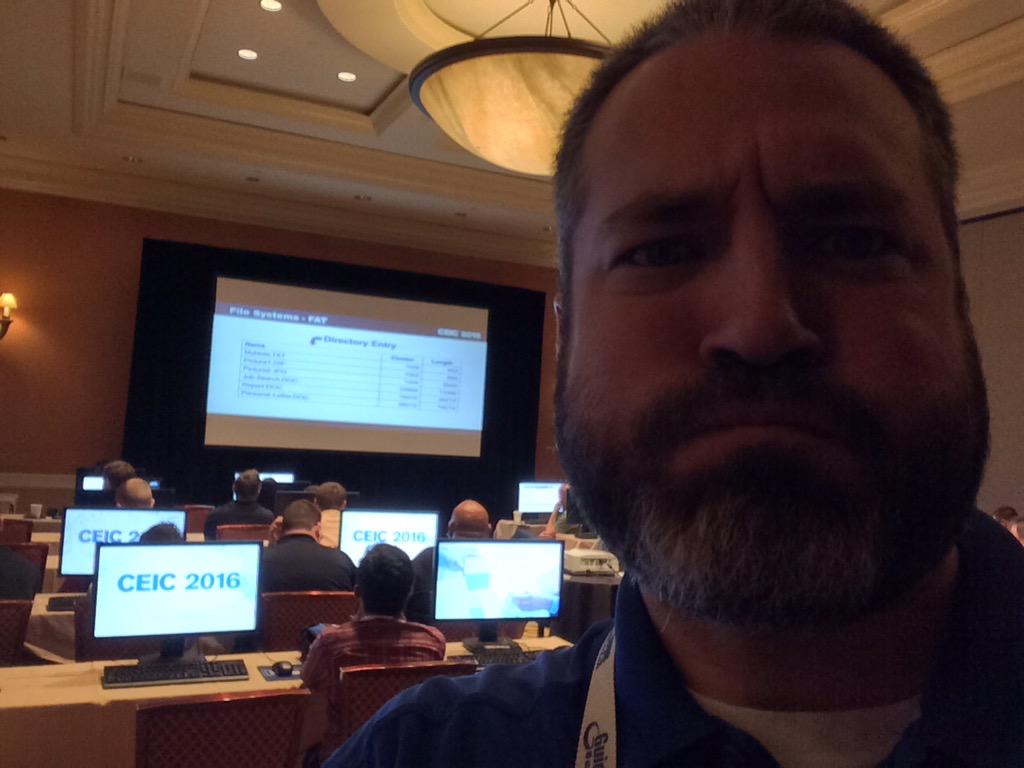btshzr's tweet photo. Does this PPT make me look FAT?
#ceic2015 #CEICCONF @EnCase http://t.co/uiD2aLsikf
