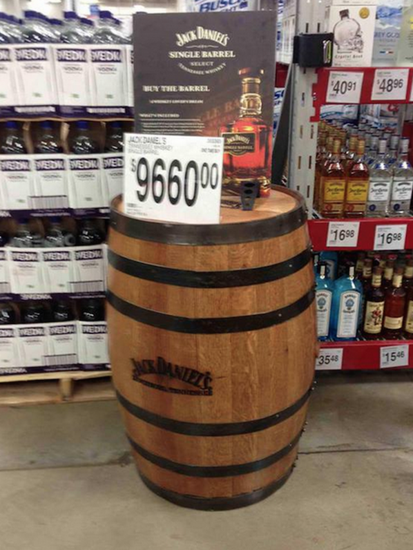 MensHumor's tweet photo. "If you had $10,000 what would you do with it?"

Me: http://t.co/0mwIt3aOmO