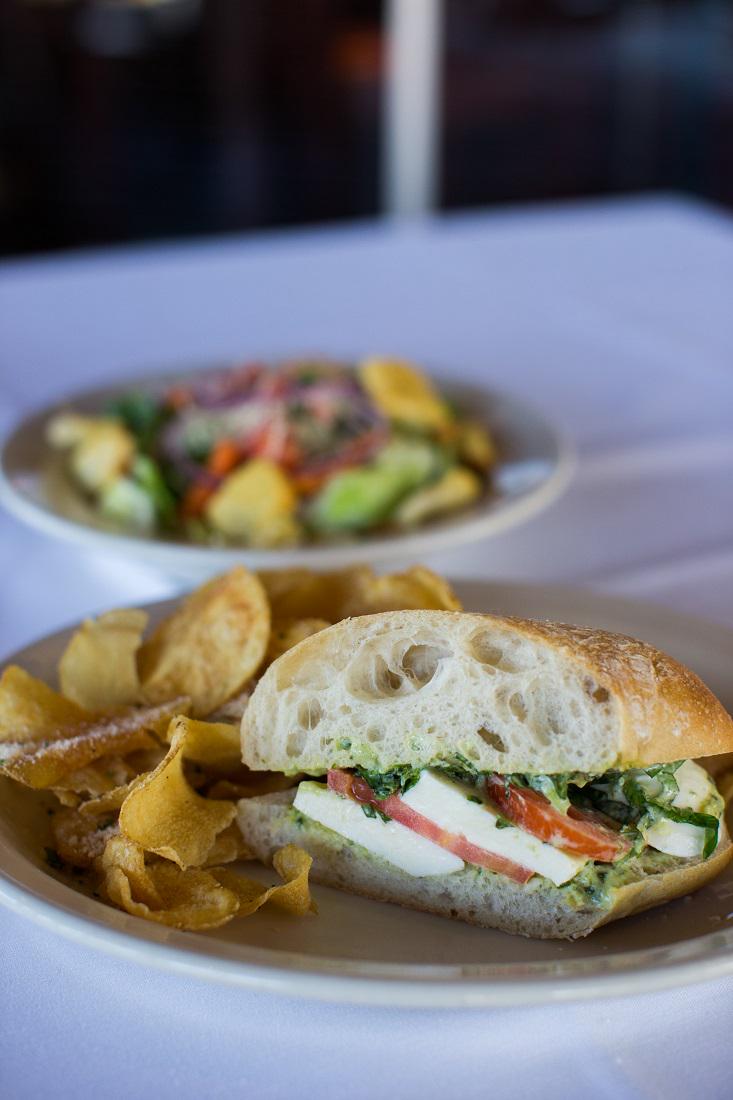 Carino's Italian tweet media