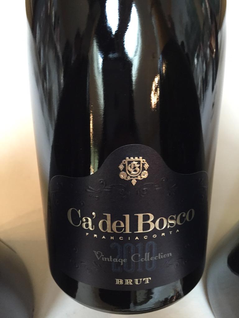 Wein_sein's tweet photo. #Franciacorta 2010 Ca' del Bosco Vintage Brut, reife, volle Nase, apfelig, fruchtig und trotzdem cremig http://t.co/AM0OWJaCNp
