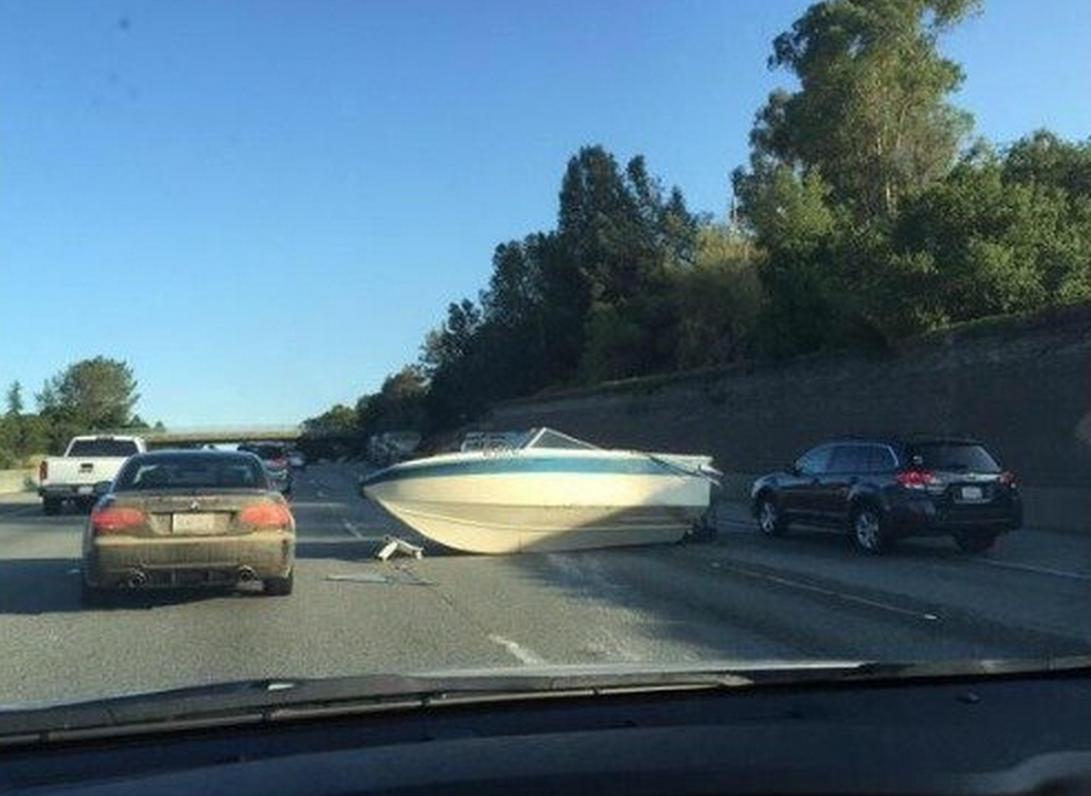 MensHumor's tweet photo. When you use the wrong cheat code on GTA... http://t.co/8ITqo8v890