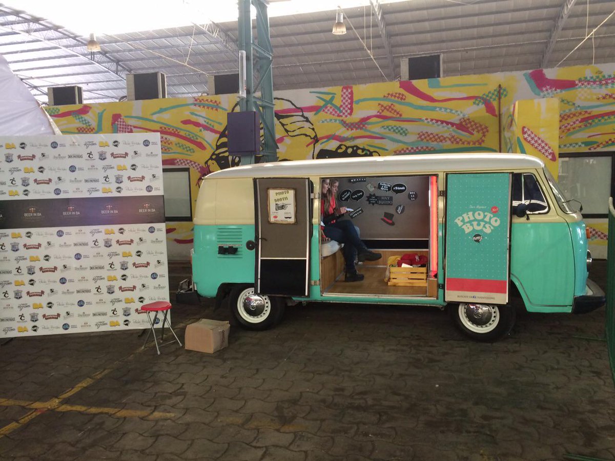Omgphotobooth's tweet photo. Nuevamente, otro año que @BeerInBA nos elije y somos parte de tal evento. http://t.co/rOKXwjANay