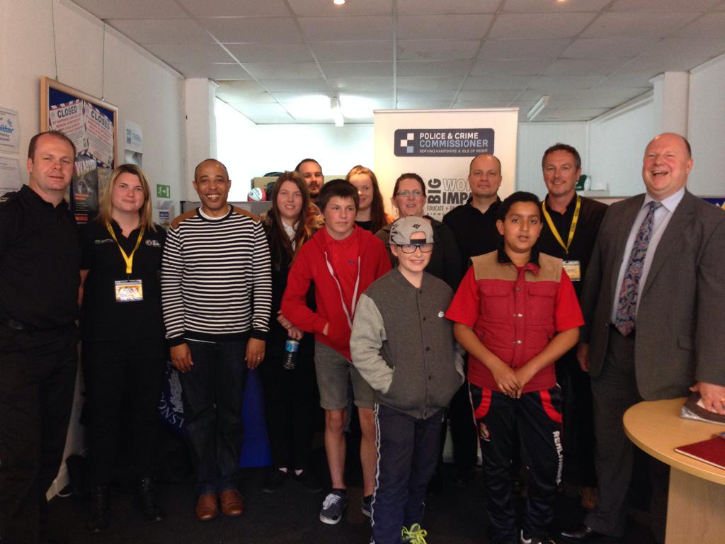ACN_Havant's tweet photo. #LeighParkYouthForum #Films @BePartoftheSol #CopsnCoffee @FixersWayne @HavantPolice @HantsYC #RobJarman @HantsPCC http://t.co/0QHjyPjsvQ